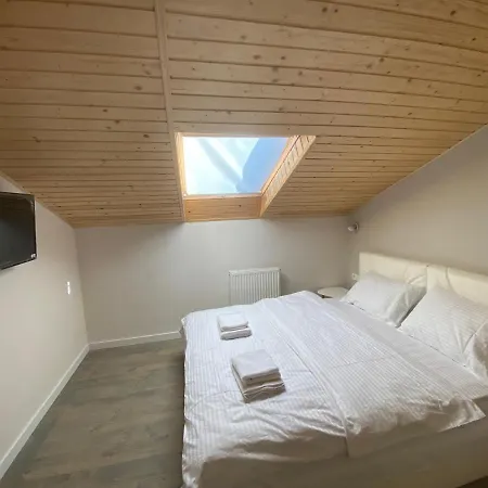 центер на вулиці лесі українки 19 *