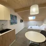 Apartment центер на вулиці лесі українки 19 *