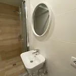 Apartment центер на вулиці лесі українки 19 *
