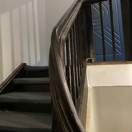 центер на вулиці лесі українки 19 Apartment *