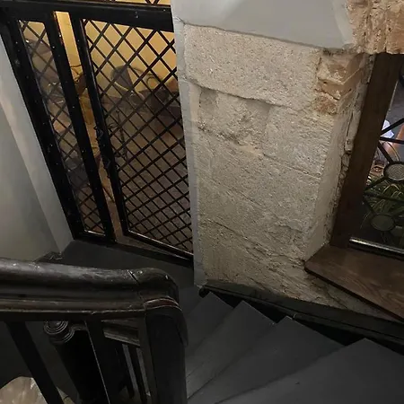 Apartment центер на вулиці лесі українки 19