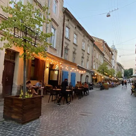 центер на вулиці лесі українки 19 *