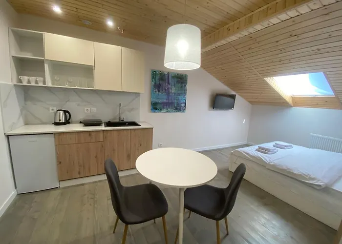 Apartamento центер на вулиці лесі українки 19 *