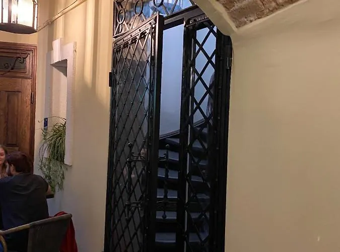 центер на вулиці лесі українки 19 * Leópolis