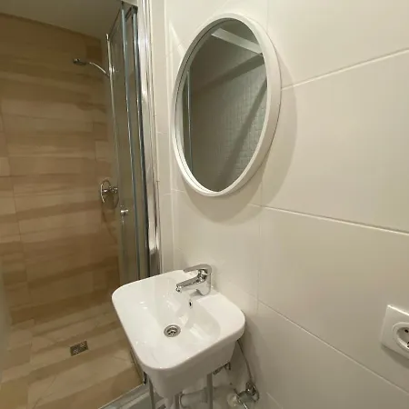 Apartment центер на вулиці лесі українки 19 *